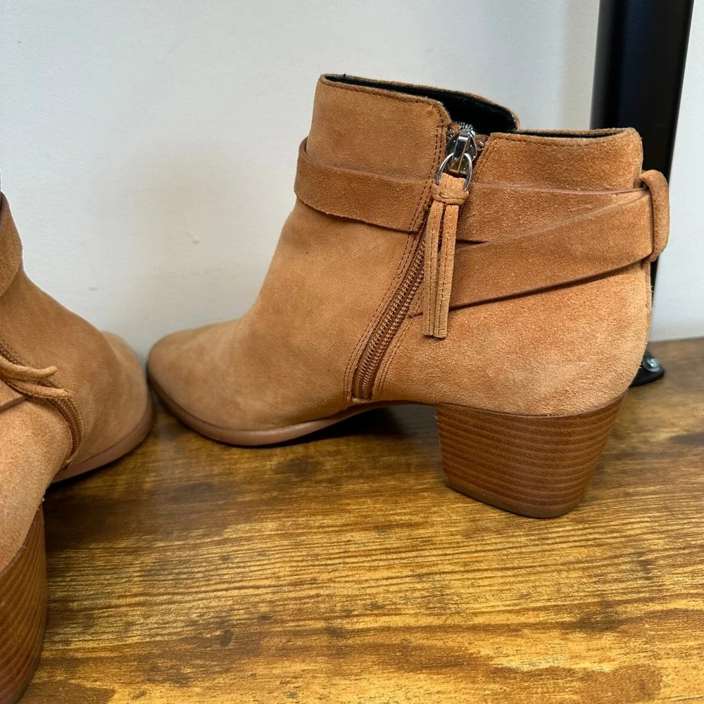 Rebecca‎ Minkoff Womens Tan Suede Fringe Ankle Boots Stacked Heel Size 8.5M